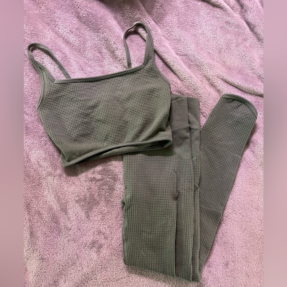 Gymshark Olive Green Leggings and Top Set